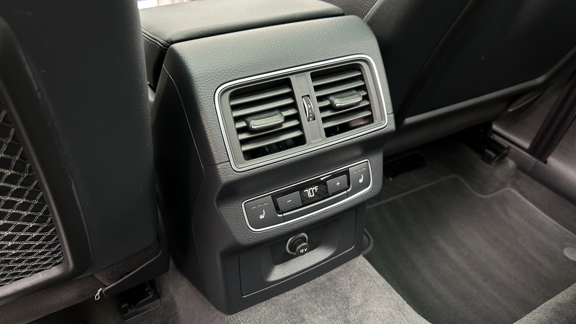 Used 2018 Audi Q5 PRESTIGE / DRIVER ASSISTANCE / COLD WEATHER / WOOD INLAYS for sale $25,995 at Formula Imports in Charlotte NC 28227 27