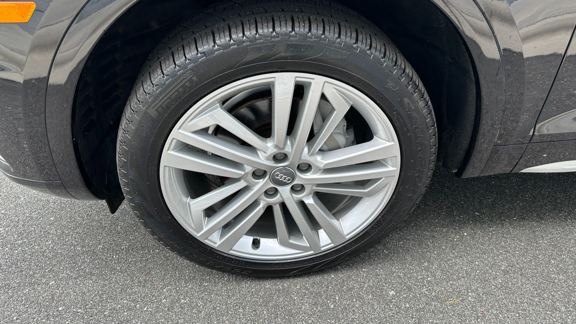 Used 2018 Audi Q5 PRESTIGE / DRIVER ASSISTANCE / COLD WEATHER / WOOD INLAYS for sale Sold at Formula Imports in Charlotte NC 28227 44