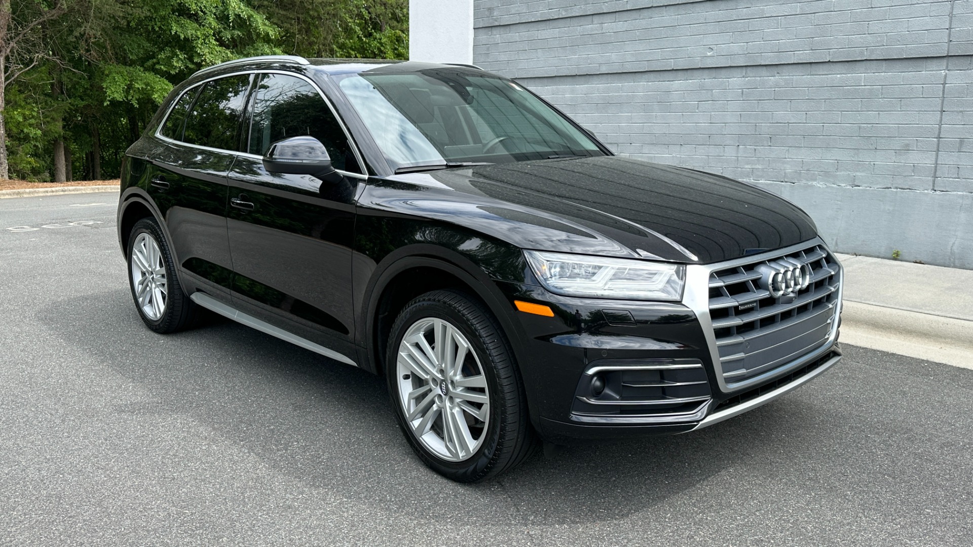 Used 2018 Audi Q5 PRESTIGE / DRIVER ASSISTANCE / COLD WEATHER / WOOD INLAYS for sale $25,995 at Formula Imports in Charlotte NC 28227 6