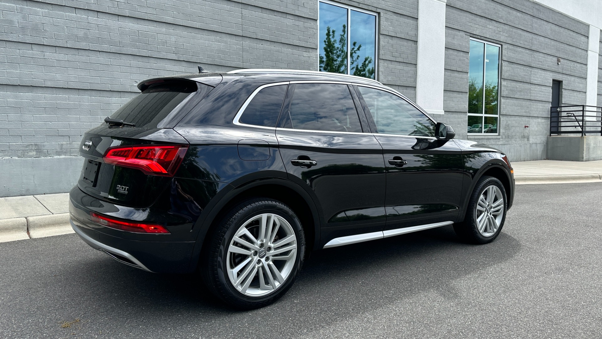 Used 2018 Audi Q5 PRESTIGE / DRIVER ASSISTANCE / COLD WEATHER / WOOD INLAYS for sale $25,995 at Formula Imports in Charlotte NC 28227 8