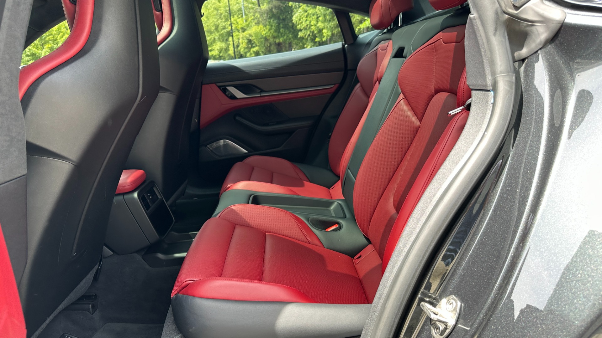 Used 2020 Porsche Taycan TURBO S / ANRKY WHEELS / BURMESTER / PDCC / INNODRIVE for sale $127,999 at Formula Imports in Charlotte NC 28227 25