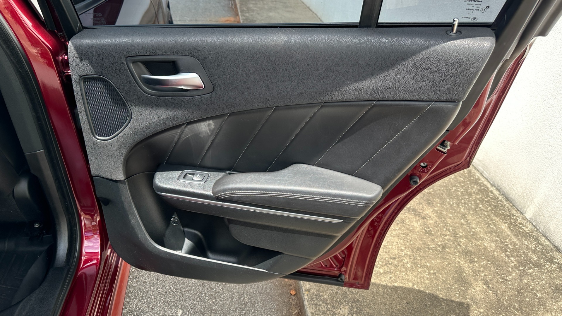 Used 2018 Dodge Charger R/T SCAT PACK / BEATS AUDIO / DYNAMICS PKG / SCAT PACK LEATHER SEATS for sale $35,999 at Formula Imports in Charlotte NC 28227 20