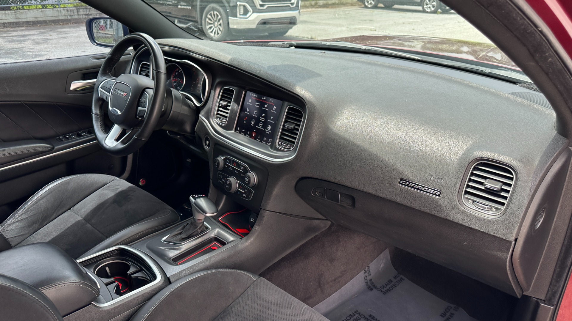 Used 2018 Dodge Charger R/T SCAT PACK / BEATS AUDIO / DYNAMICS PKG / SCAT PACK LEATHER SEATS for sale $35,999 at Formula Imports in Charlotte NC 28227 26