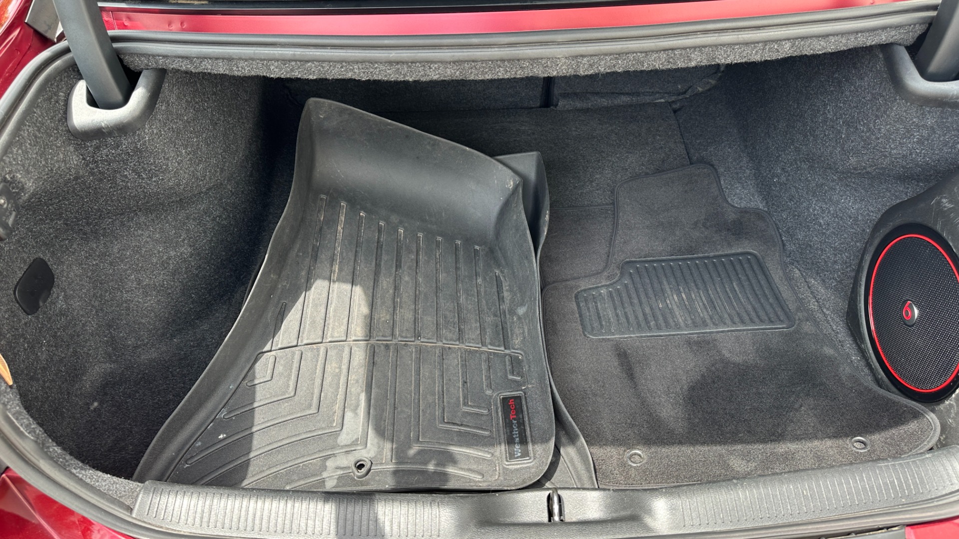 Used 2018 Dodge Charger R/T SCAT PACK / BEATS AUDIO / DYNAMICS PKG / SCAT PACK LEATHER SEATS for sale $35,999 at Formula Imports in Charlotte NC 28227 37