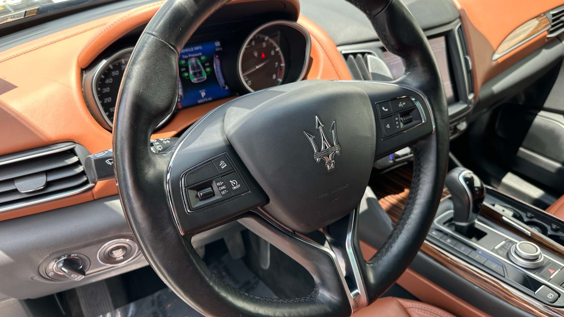 Used 2017 Maserati Levante S for sale $33,995 at Formula Imports in Charlotte NC 28227 17