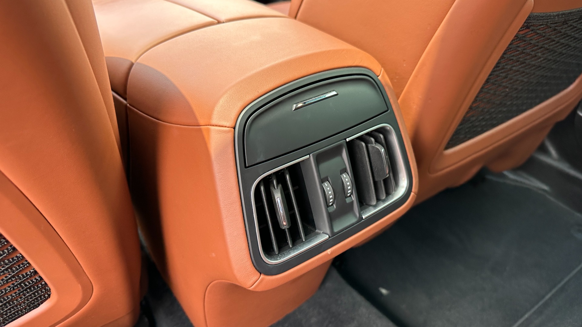 Used 2017 Maserati Levante S for sale $33,995 at Formula Imports in Charlotte NC 28227 31