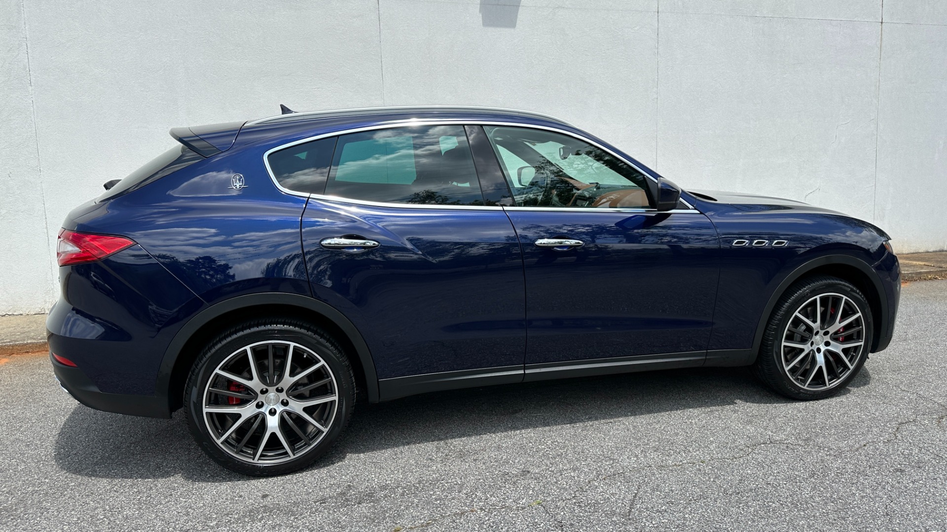 Used 2017 Maserati Levante S for sale $33,995 at Formula Imports in Charlotte NC 28227 6