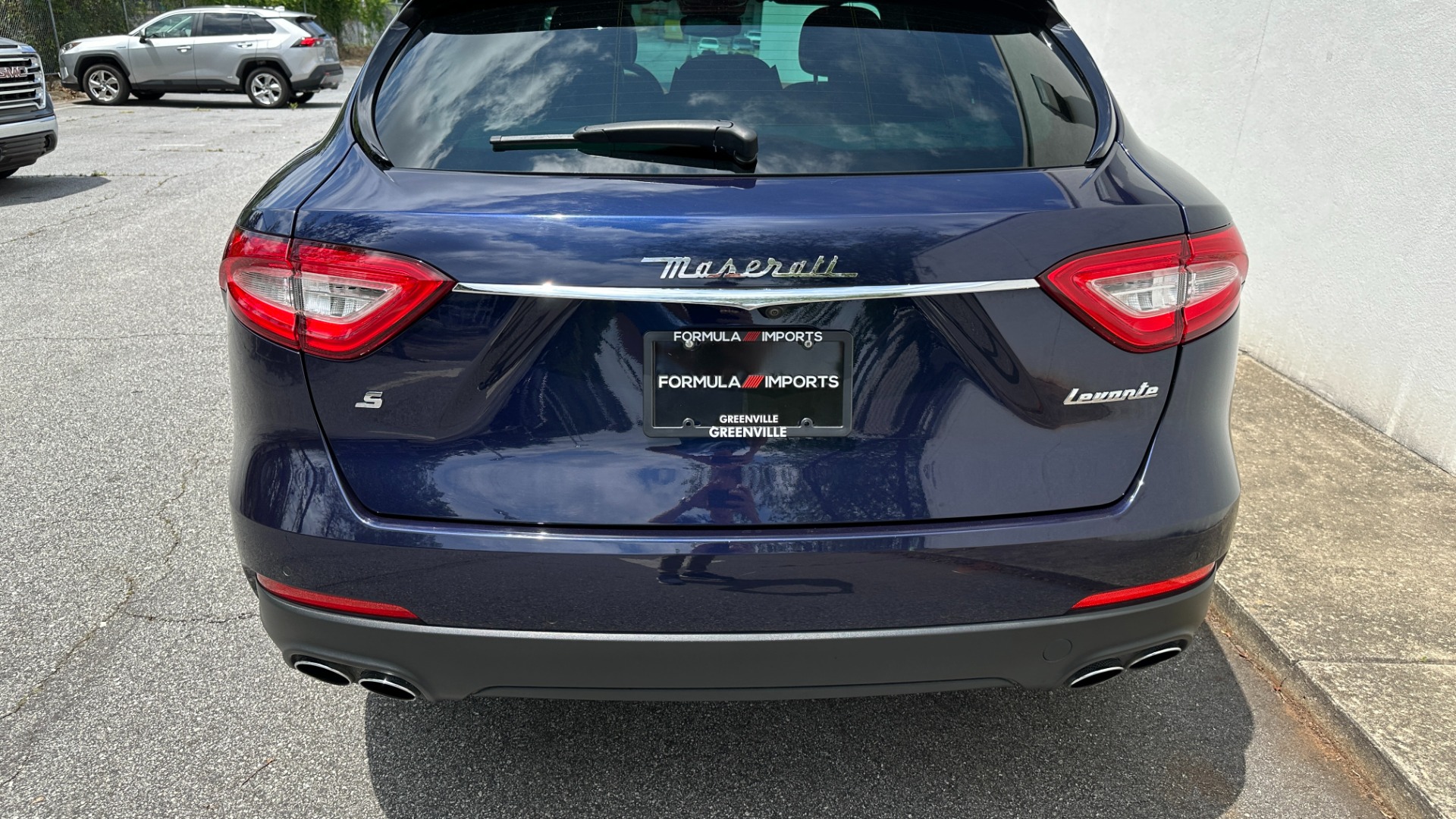 Used 2017 Maserati Levante S for sale $33,995 at Formula Imports in Charlotte NC 28227 9