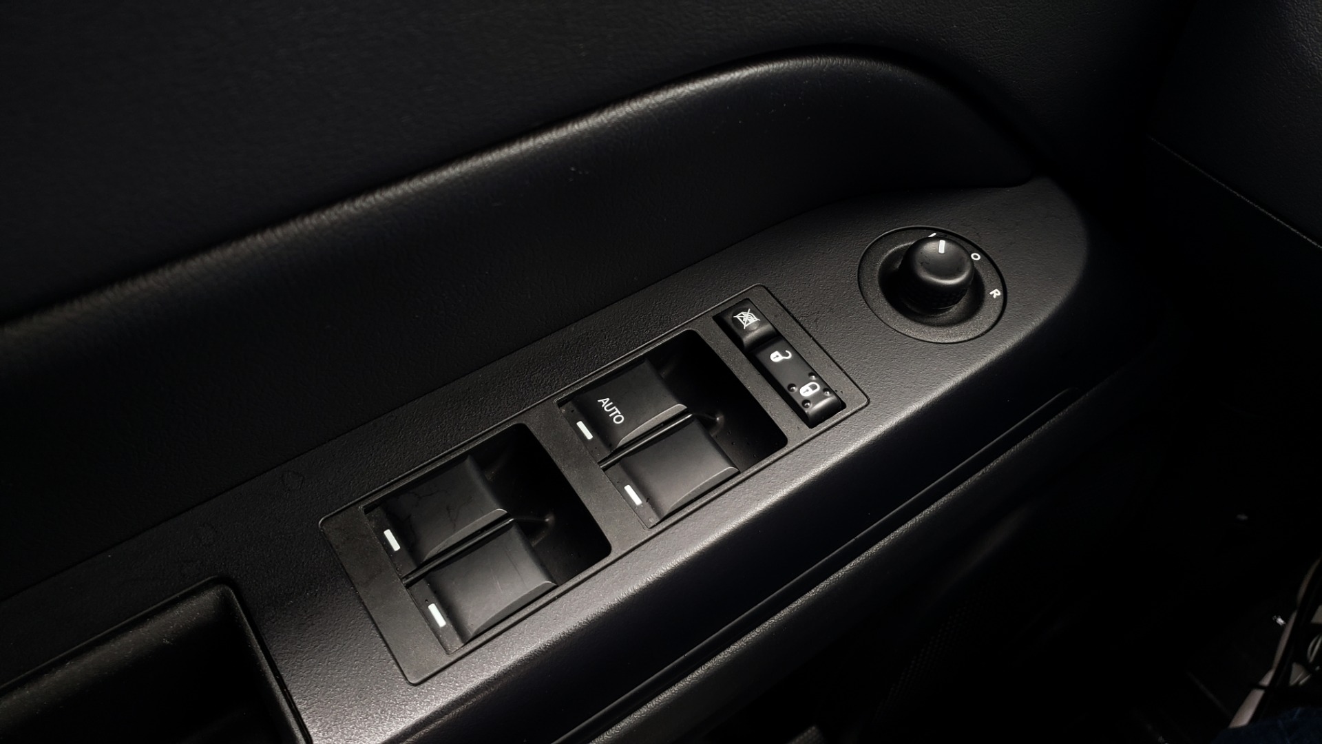 Used 2016 Jeep Patriot High Altitude Edition for sale Sold at Formula Imports in Charlotte NC 28227 36