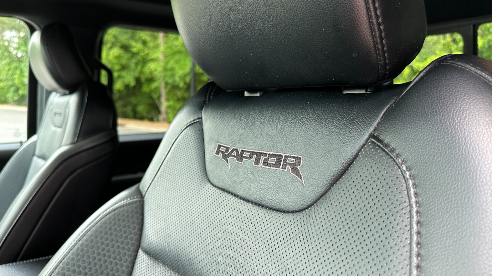 Used 2019 Ford F-150 Raptor for sale $55,495 at Formula Imports in Charlotte NC 28227 15