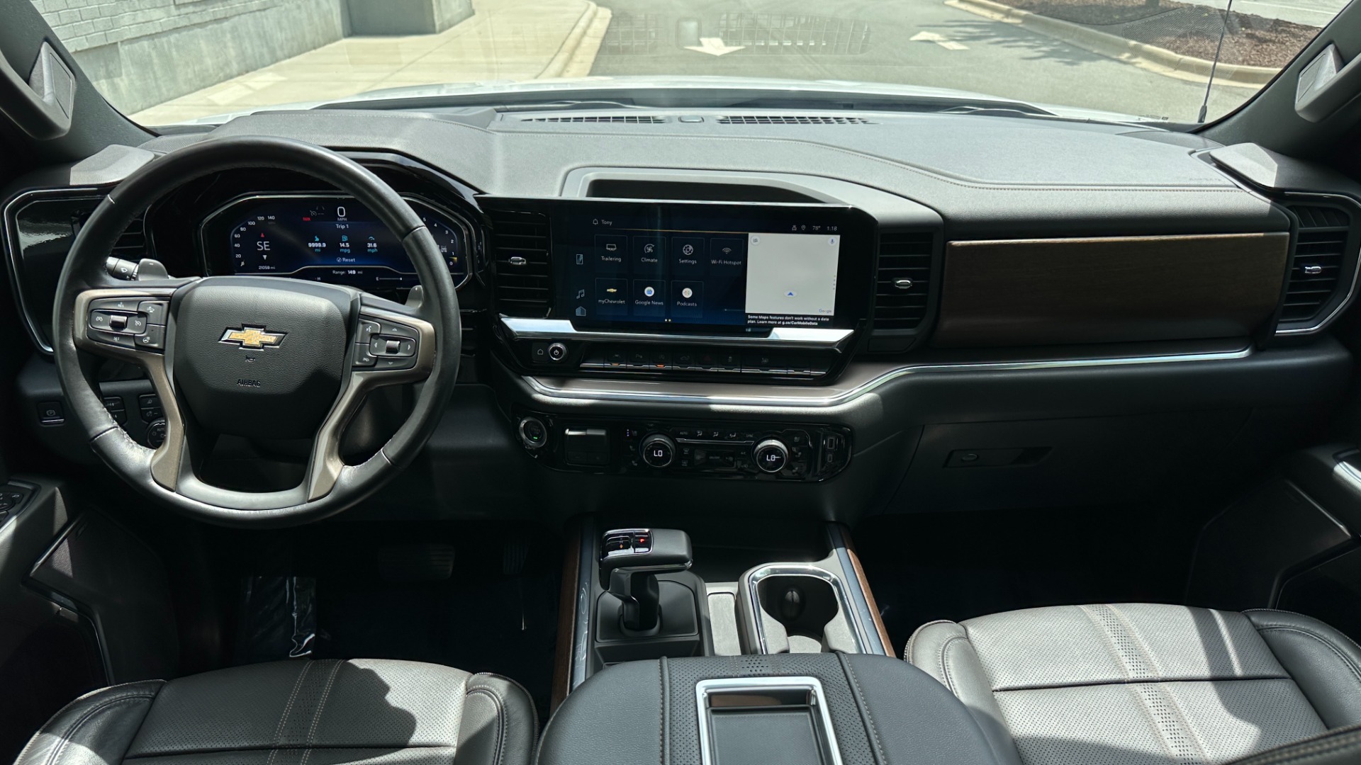 Used 2022 Chevrolet Silverado 1500 HIGH COUNTRY PREMIUM / PEARL PAINT / ADAPTIVE RIDE / MULTIFLEX TAIL GATE for sale Sold at Formula Imports in Charlotte NC 28227 30