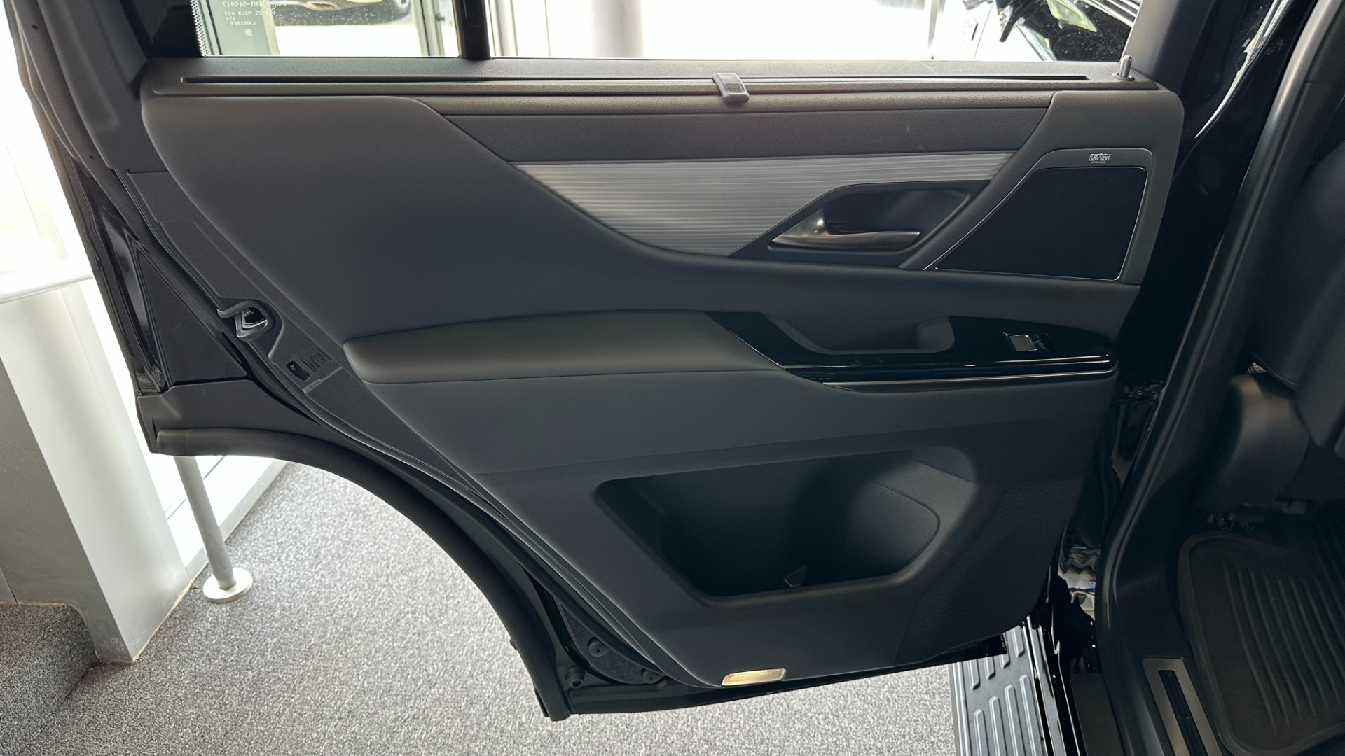 Used 2023 Lexus LX LX 600 F SPORT / MARK LEVINSON / HEIGHT CONTROL / CROSS BARS for sale Sold at Formula Imports in Charlotte NC 28227 24