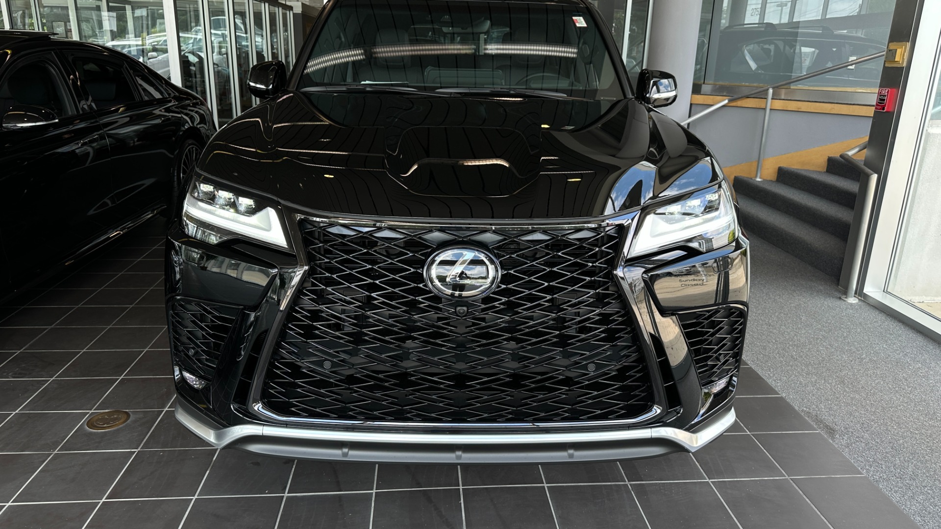 Used 2023 Lexus LX LX 600 F SPORT / MARK LEVINSON / HEIGHT CONTROL / CROSS BARS for sale $138,499 at Formula Imports in Charlotte NC 28227 3