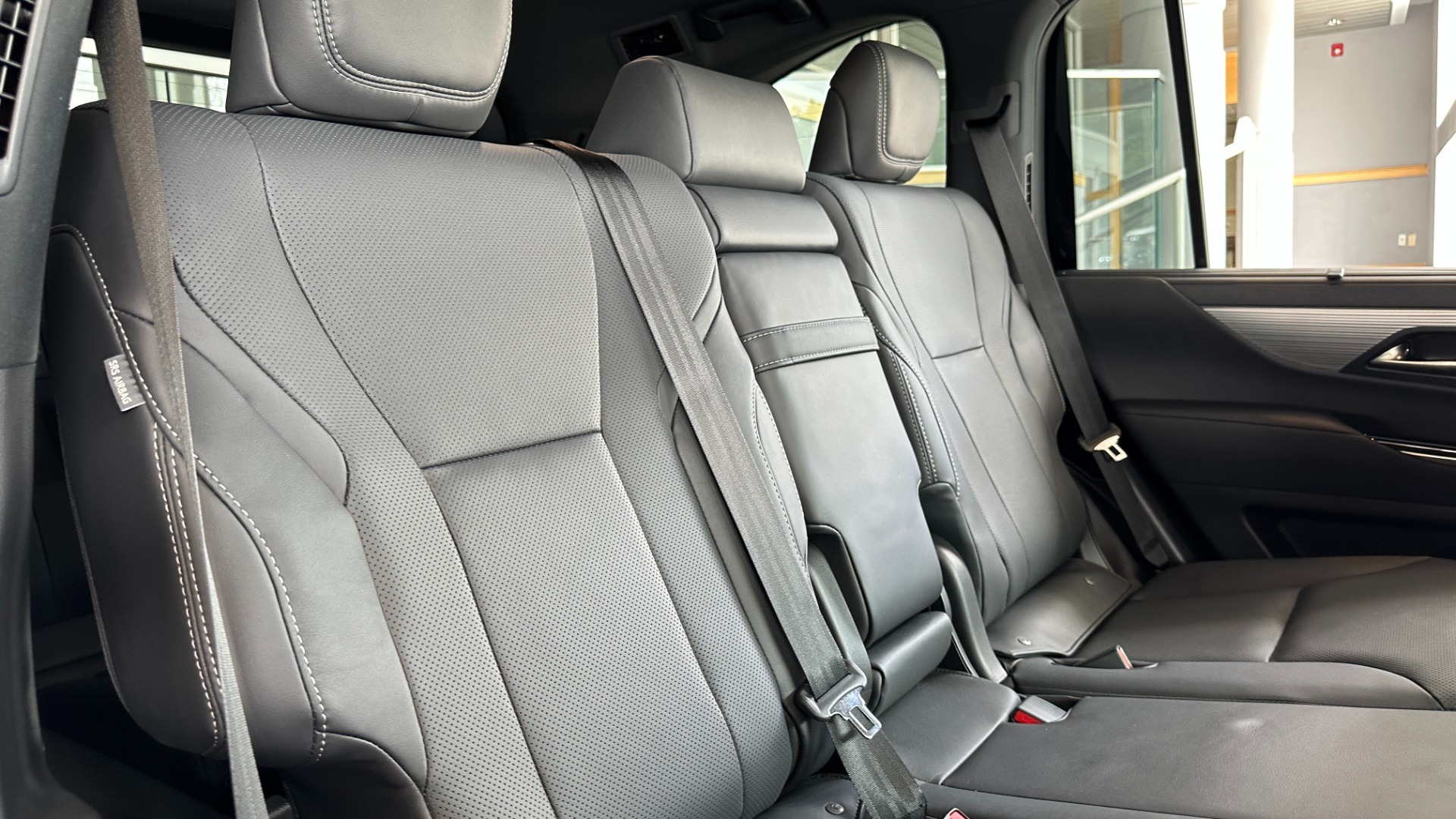 Used 2023 Lexus LX LX 600 F SPORT / MARK LEVINSON / HEIGHT CONTROL / CROSS BARS for sale $138,499 at Formula Imports in Charlotte NC 28227 37