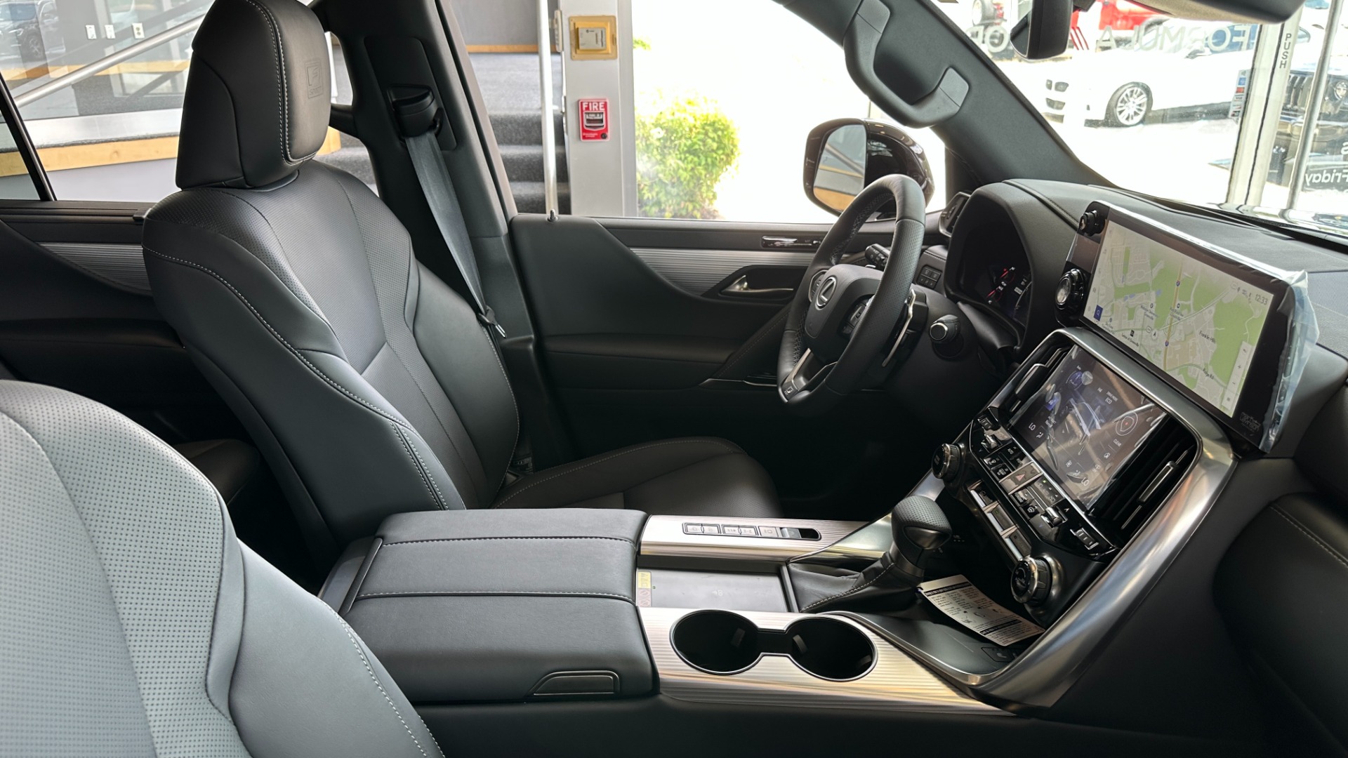 Used 2023 Lexus LX LX 600 F SPORT / MARK LEVINSON / HEIGHT CONTROL / CROSS BARS for sale Sold at Formula Imports in Charlotte NC 28227 49