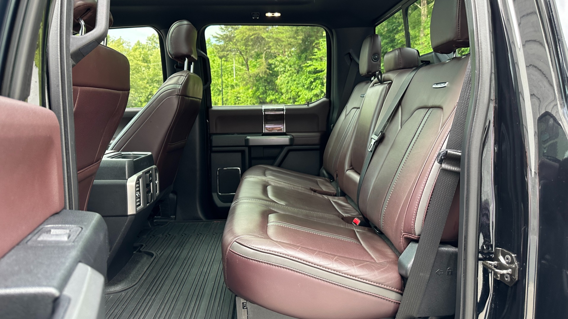 Used 2017 Ford Super Duty F-250 SRW PLATINUM / FABTECH LIFT / FUEL WHEELS / PANORAMIC ROOF / ROCK LIGHTS for sale Sold at Formula Imports in Charlotte NC 28227 24