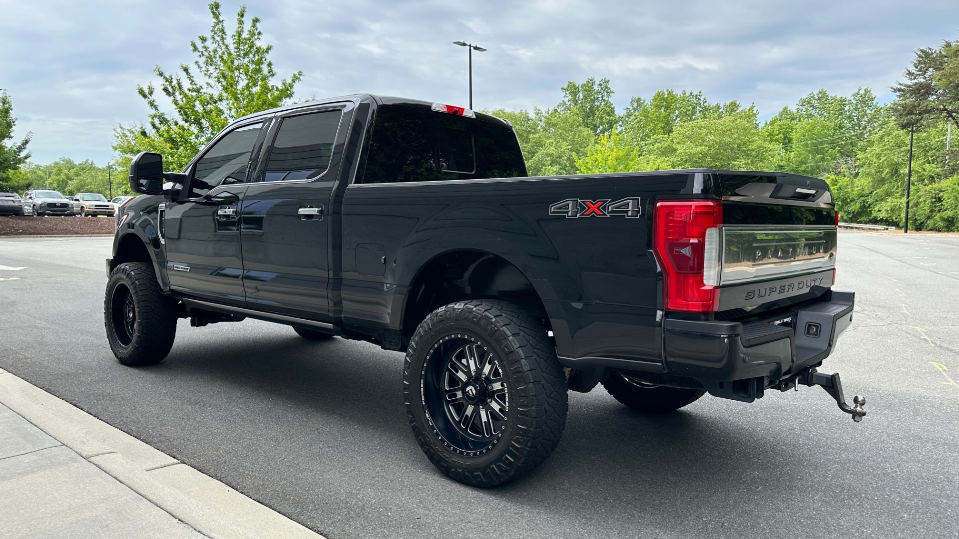 Used 2017 Ford Super Duty F-250 SRW PLATINUM / FABTECH LIFT / FUEL WHEELS / PANORAMIC ROOF / ROCK LIGHTS for sale Sold at Formula Imports in Charlotte NC 28227 3