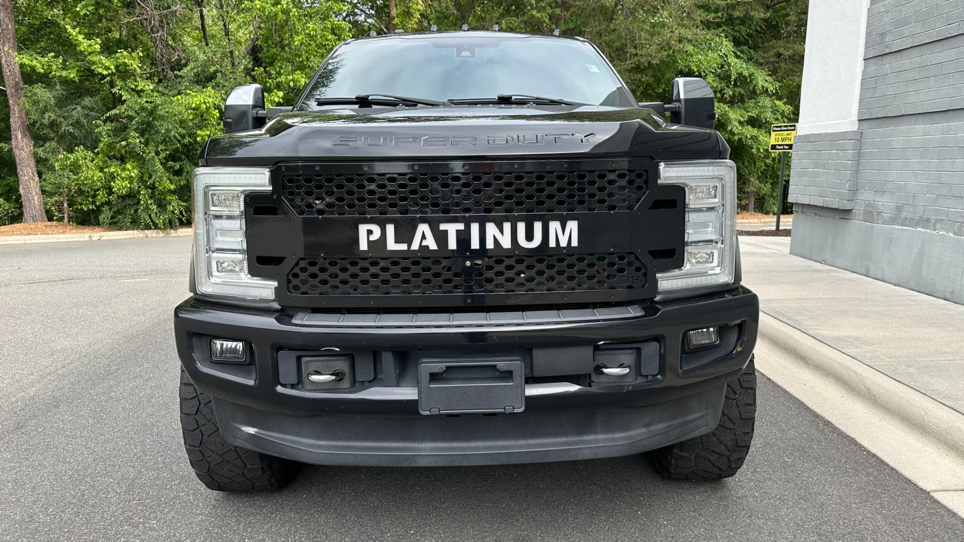 Used 2017 Ford Super Duty F-250 SRW PLATINUM / FABTECH LIFT / FUEL WHEELS / PANORAMIC ROOF / ROCK LIGHTS for sale $62,995 at Formula Imports in Charlotte NC 28227 8