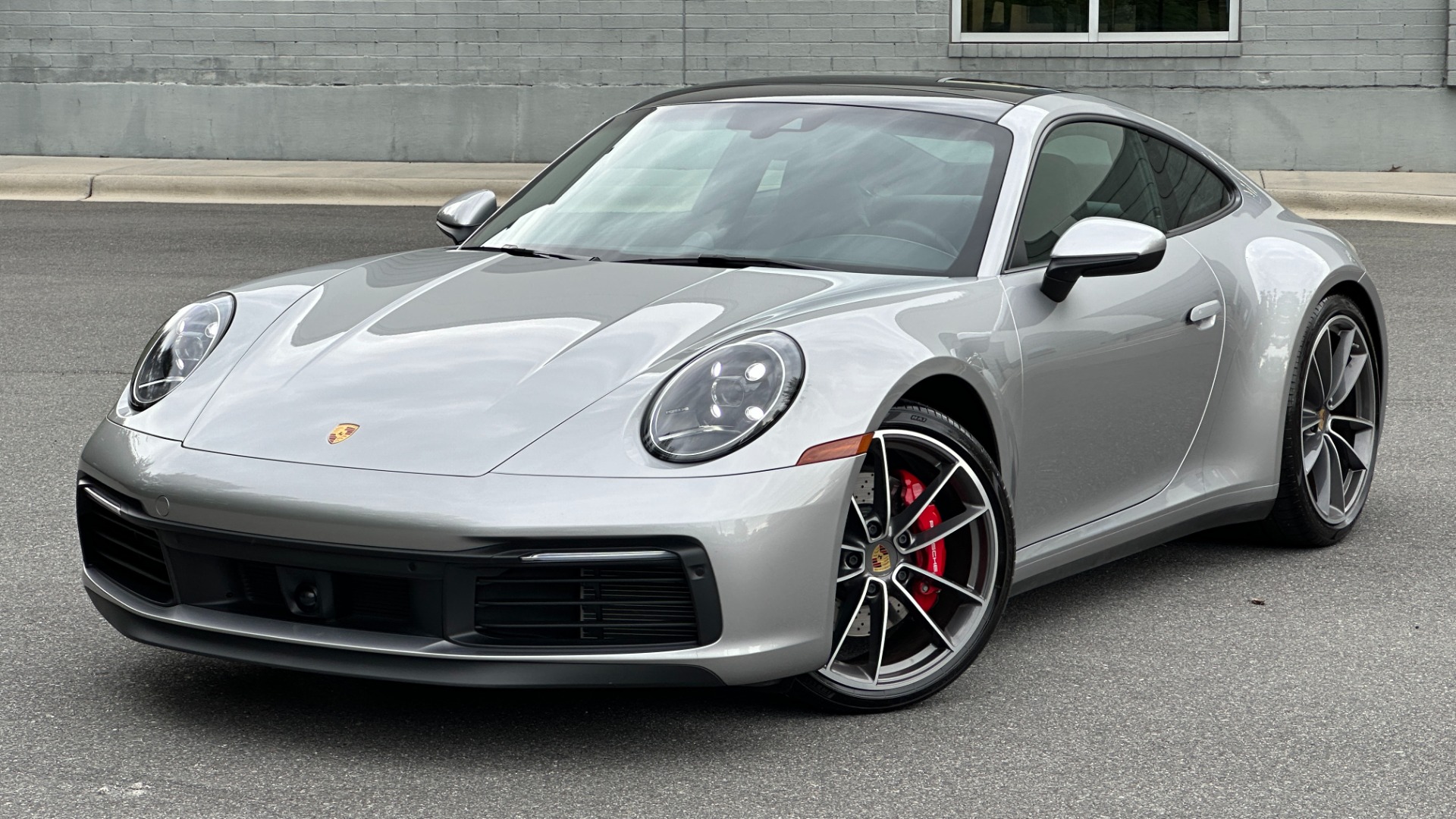 Used 2020 Porsche 911 CARRERA 4S / SPORT PACKAGE / PDLS+ LIGHTS / BOSE / SPORT EXHAUST for sale $144,995 at Formula Imports in Charlotte NC 28227 40