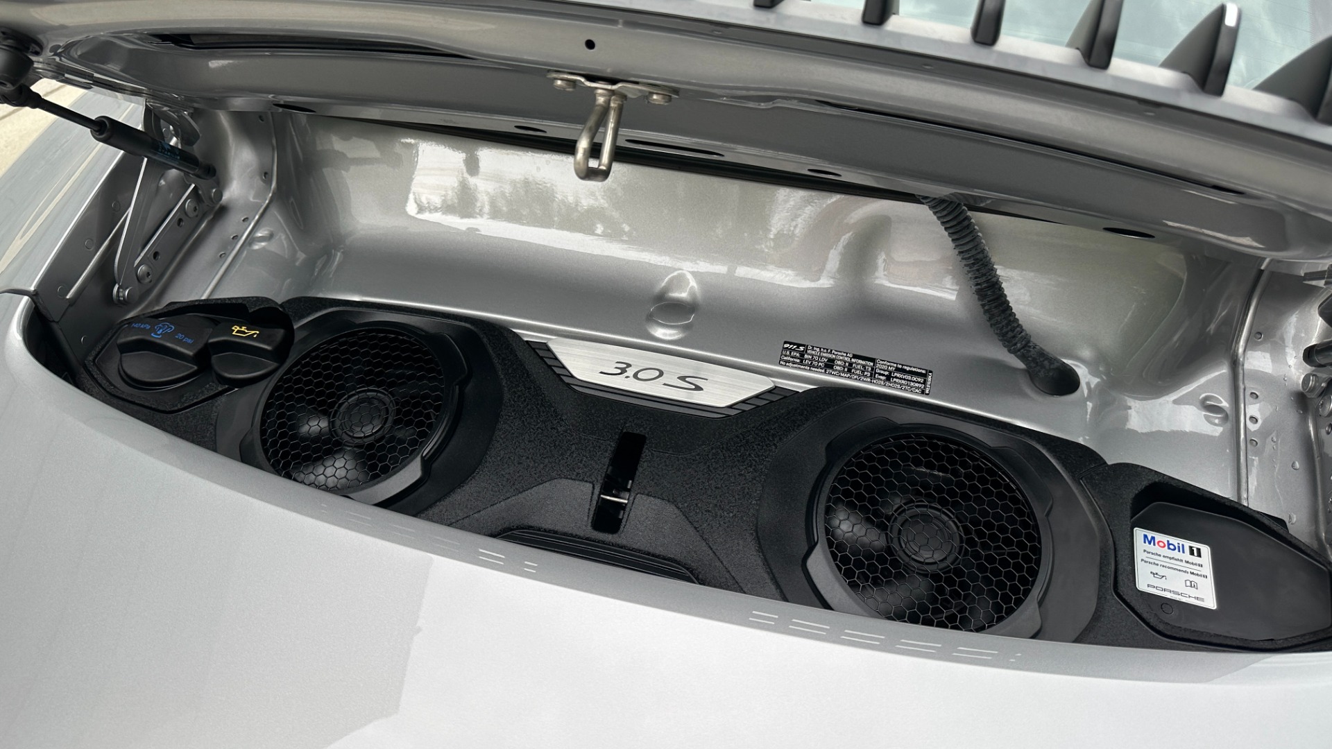Used 2020 Porsche 911 CARRERA 4S / SPORT PACKAGE / PDLS+ LIGHTS / BOSE / SPORT EXHAUST for sale $144,995 at Formula Imports in Charlotte NC 28227 50