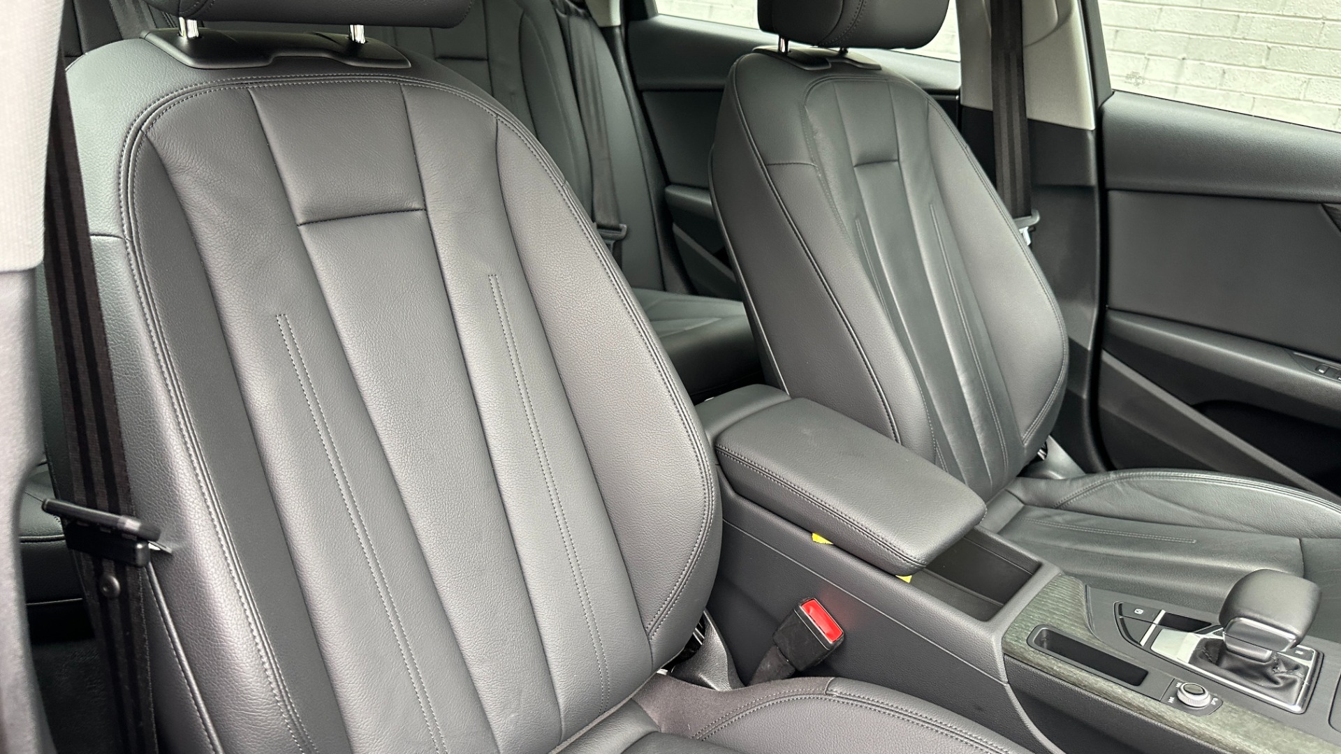 Used 2019 Audi A4 PREMIUM / AUDI BEAM RINGS / AUDI GUARD / LEATHER for sale $28,250 at Formula Imports in Charlotte NC 28227 33