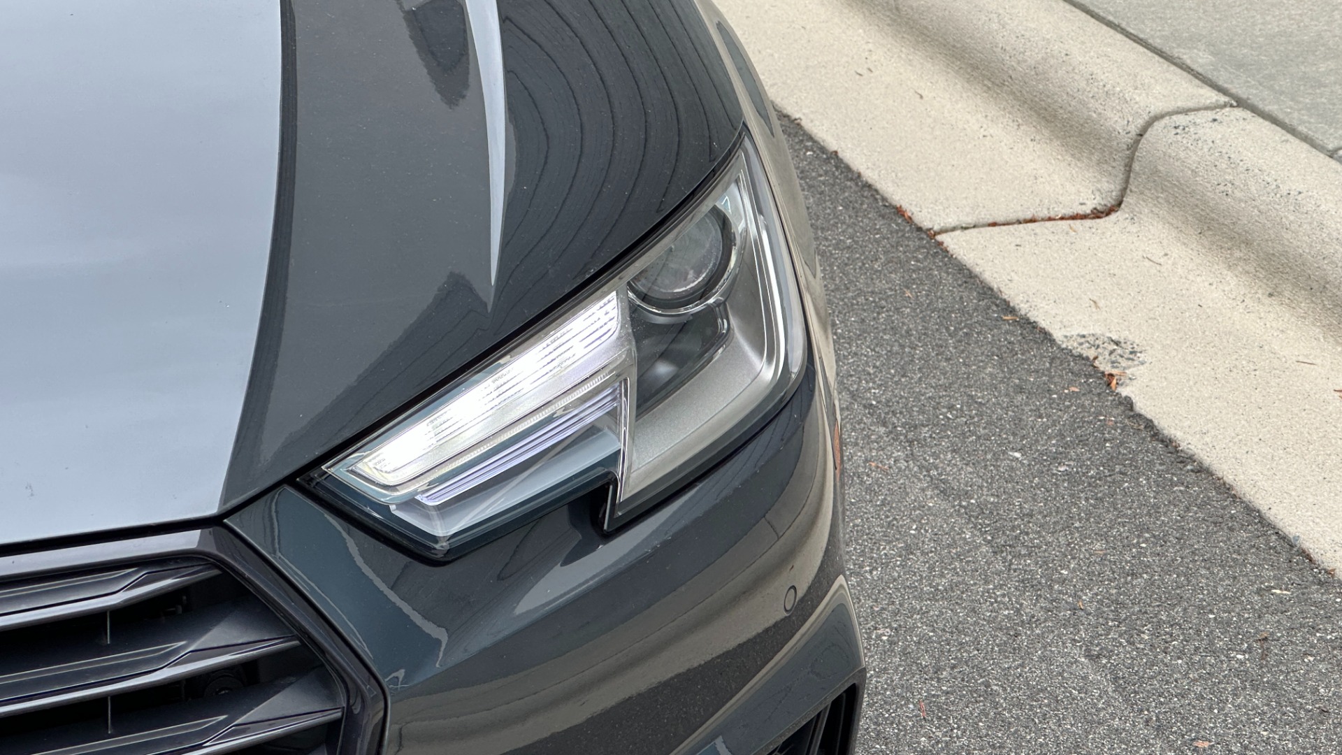Used 2019 Audi A4 PREMIUM / AUDI BEAM RINGS / AUDI GUARD / LEATHER for sale $28,250 at Formula Imports in Charlotte NC 28227 36