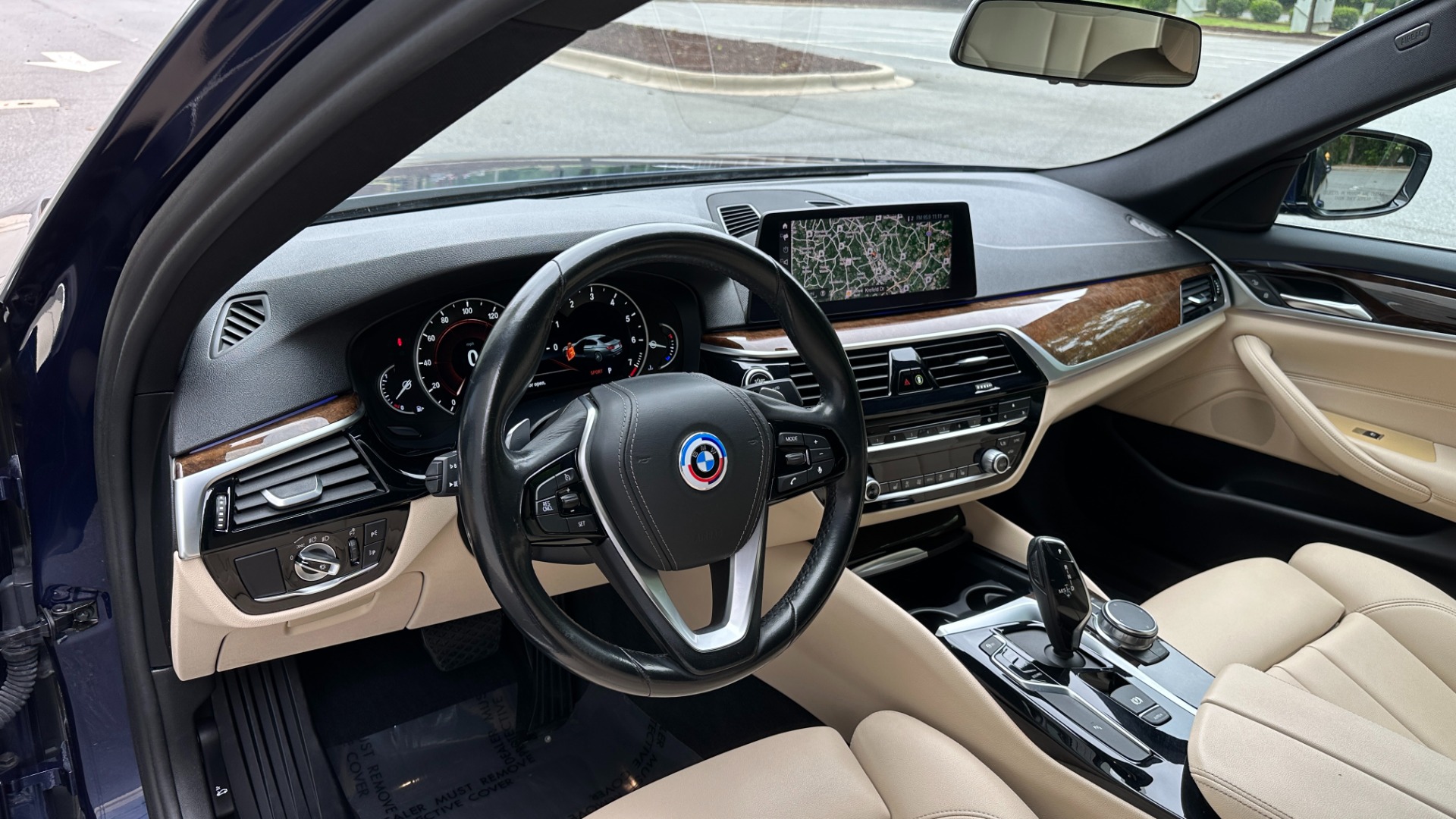 Used 2019 BMW 5 Series 530i / LIGHTING PACKAGE / CONVENIENCE PACKAGE / 19IN WHEELS for sale Sold at Formula Imports in Charlotte NC 28227 12