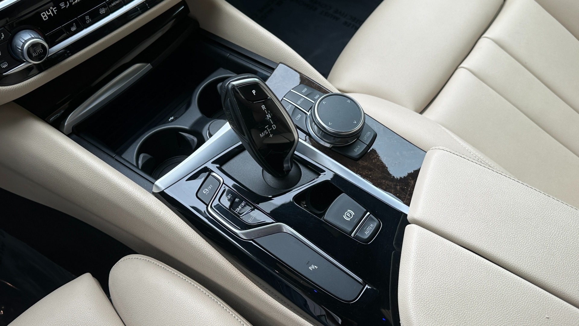 Used 2019 BMW 5 Series 530i / LIGHTING PACKAGE / CONVENIENCE PACKAGE / 19IN WHEELS for sale Sold at Formula Imports in Charlotte NC 28227 20