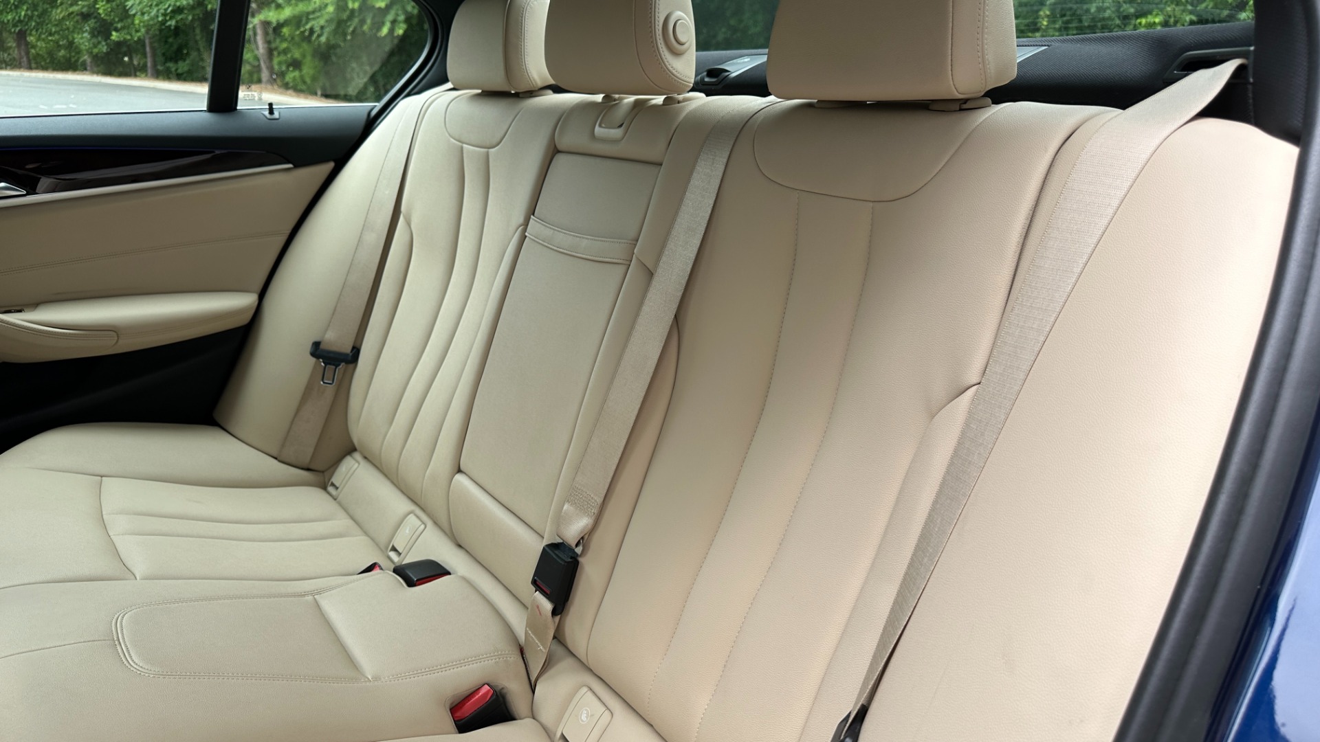 Used 2019 BMW 5 Series 530i / LIGHTING PACKAGE / CONVENIENCE PACKAGE / 19IN WHEELS for sale Sold at Formula Imports in Charlotte NC 28227 26