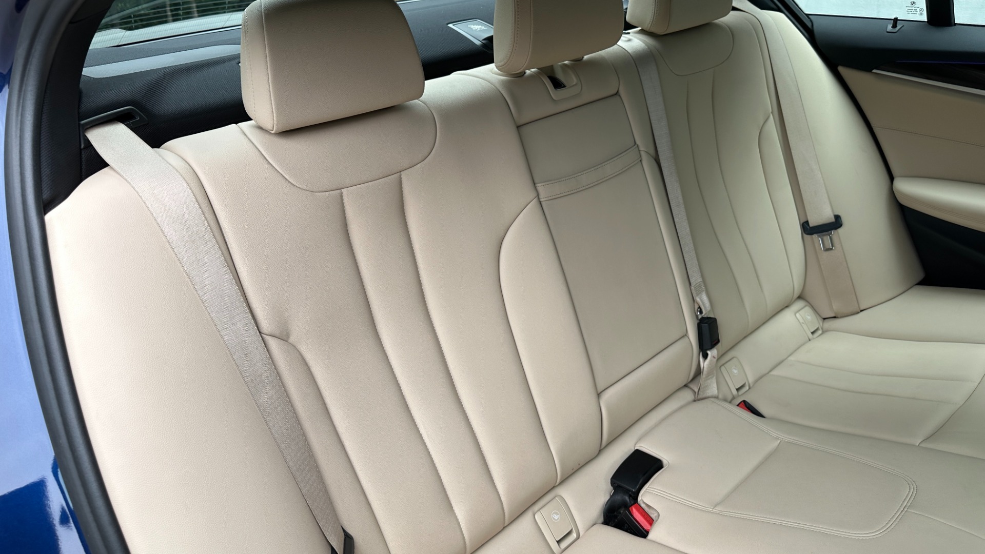 Used 2019 BMW 5 Series 530i / LIGHTING PACKAGE / CONVENIENCE PACKAGE / 19IN WHEELS for sale Sold at Formula Imports in Charlotte NC 28227 30