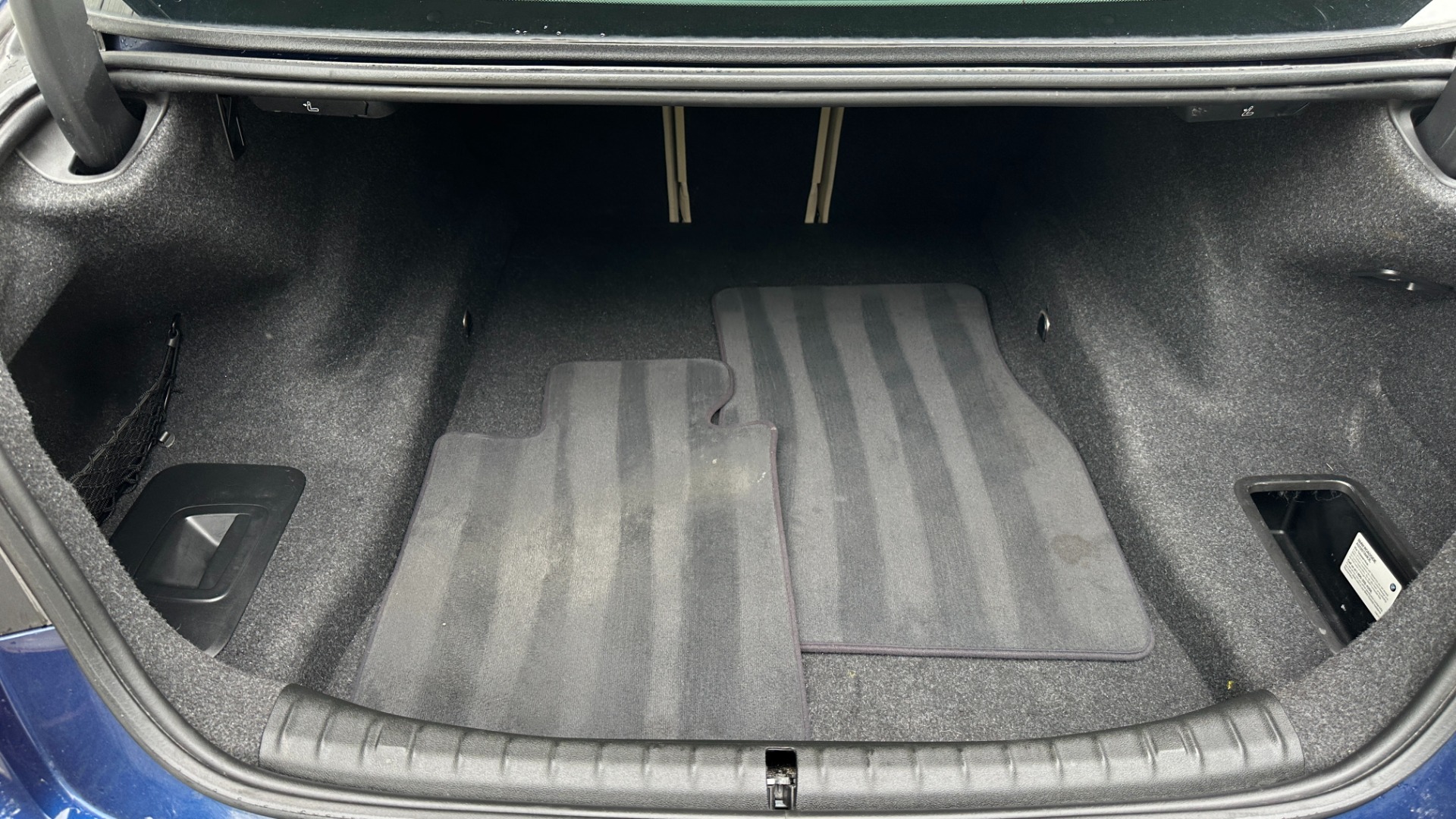 Used 2019 BMW 5 Series 530i / LIGHTING PACKAGE / CONVENIENCE PACKAGE / 19IN WHEELS for sale Sold at Formula Imports in Charlotte NC 28227 41