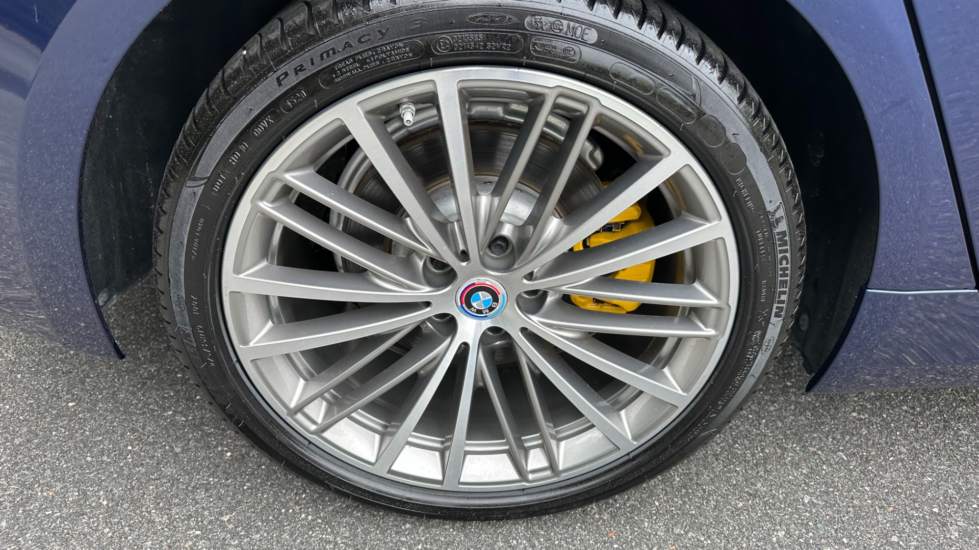 Used 2019 BMW 5 Series 530i / LIGHTING PACKAGE / CONVENIENCE PACKAGE / 19IN WHEELS for sale Sold at Formula Imports in Charlotte NC 28227 43