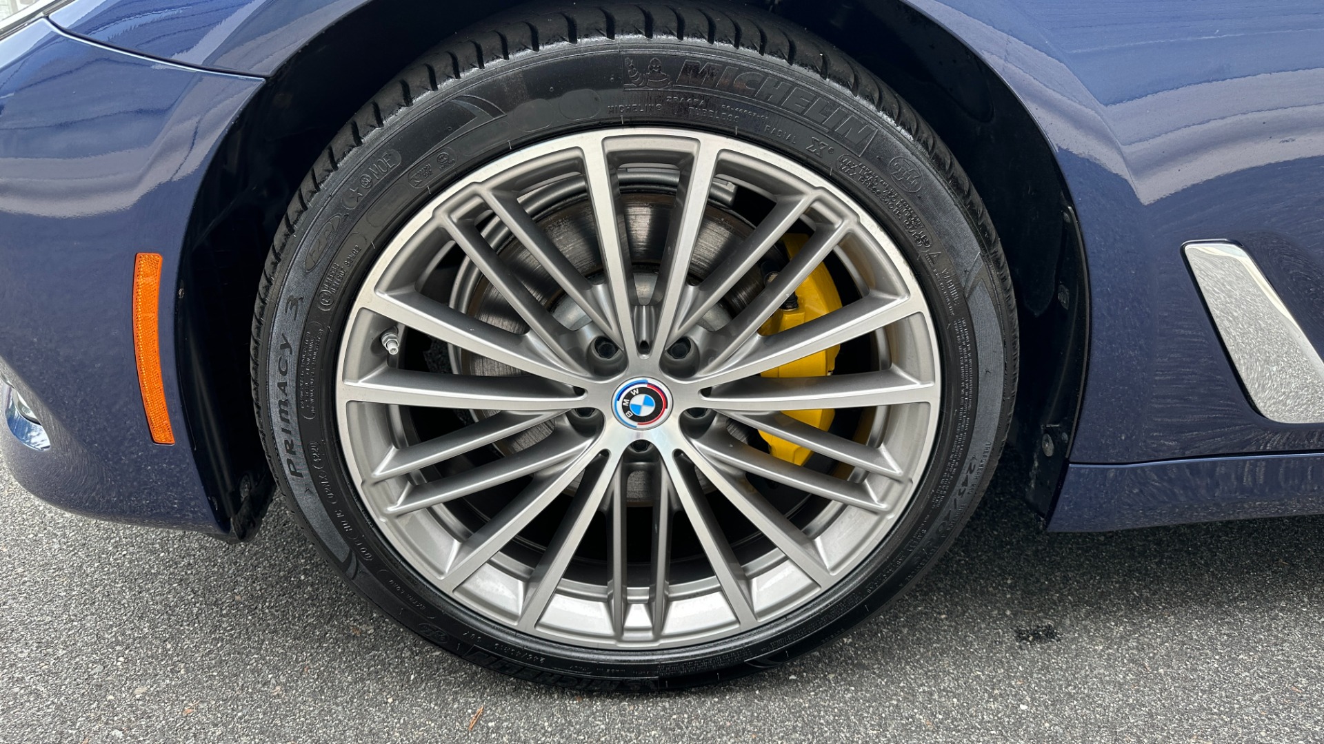 Used 2019 BMW 5 Series 530i / LIGHTING PACKAGE / CONVENIENCE PACKAGE / 19IN WHEELS for sale Sold at Formula Imports in Charlotte NC 28227 45