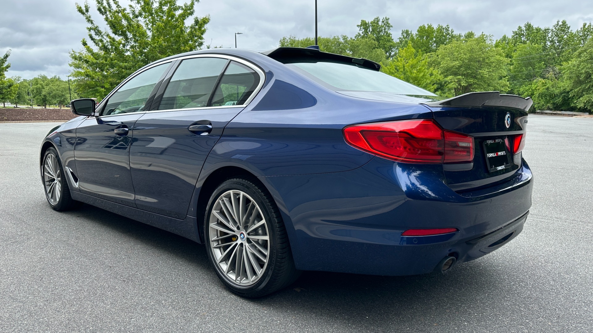 Used 2019 BMW 5 Series 530i / LIGHTING PACKAGE / CONVENIENCE PACKAGE / 19IN WHEELS for sale Sold at Formula Imports in Charlotte NC 28227 8