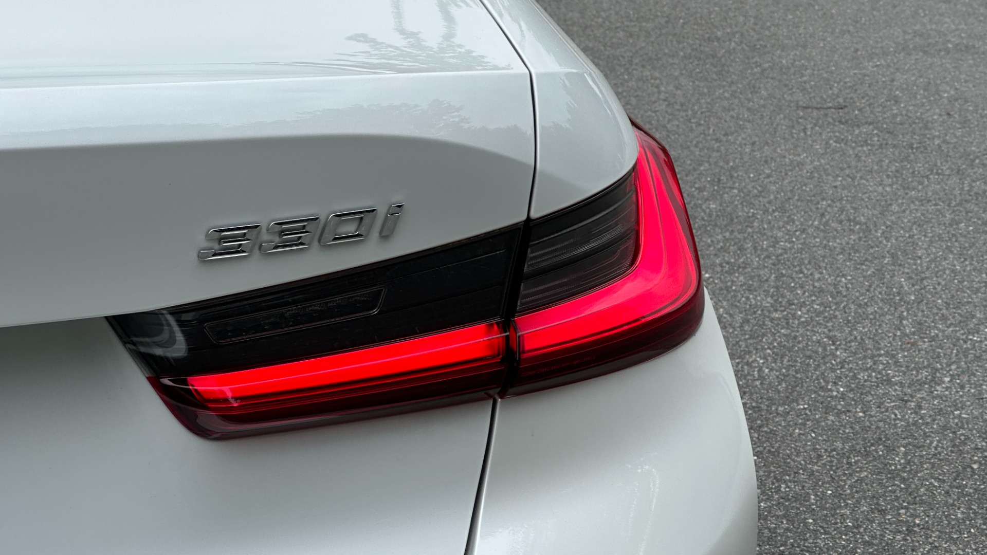 Used 2019 BMW 3 Series 330i xDrive / PREMIUM / LEATHER / EXECUTIVE / REMOTE START for sale $30,995 at Formula Imports in Charlotte NC 28227 38