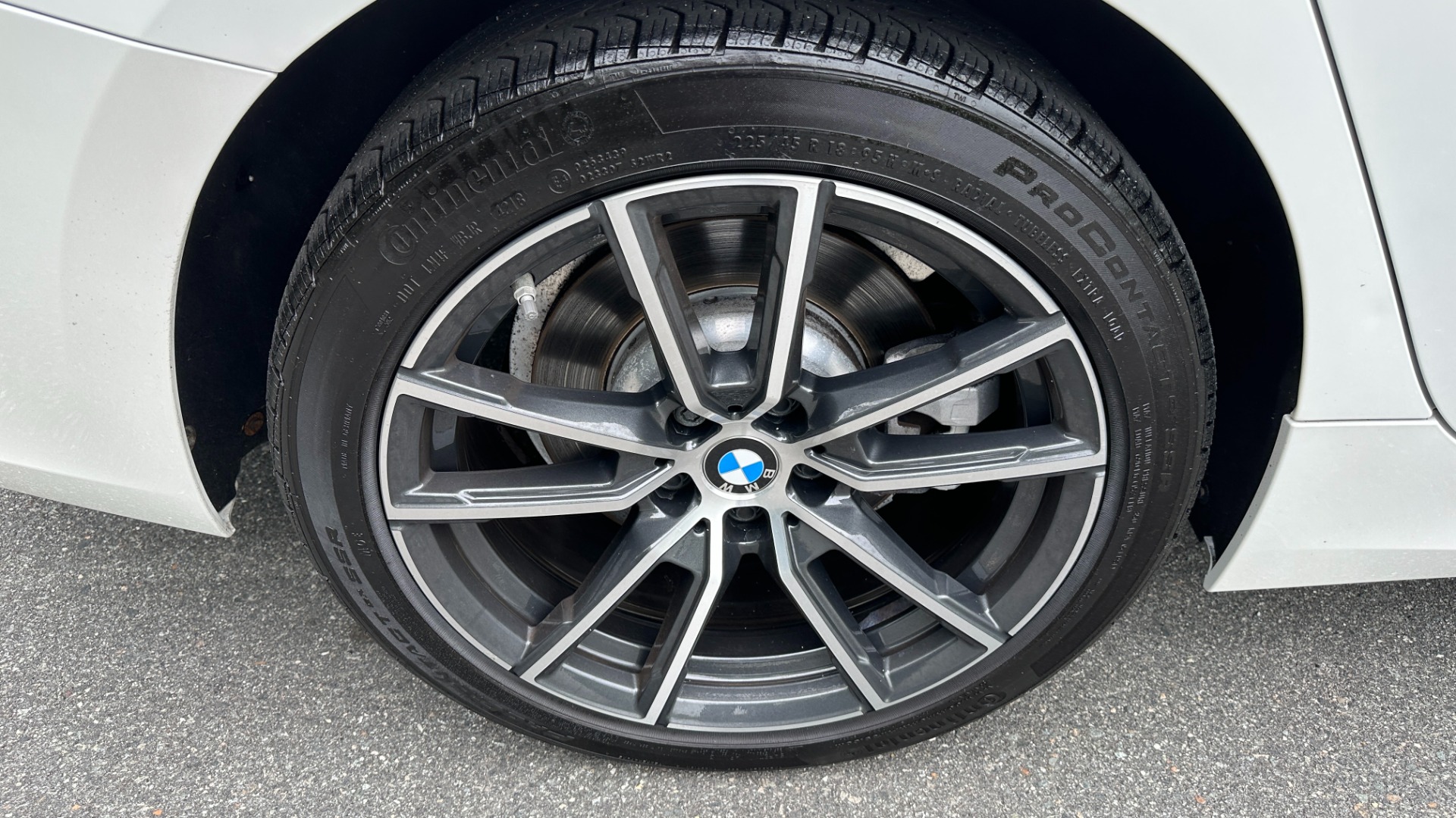 Used 2019 BMW 3 Series 330i xDrive / PREMIUM / LEATHER / EXECUTIVE / REMOTE START for sale $30,995 at Formula Imports in Charlotte NC 28227 41