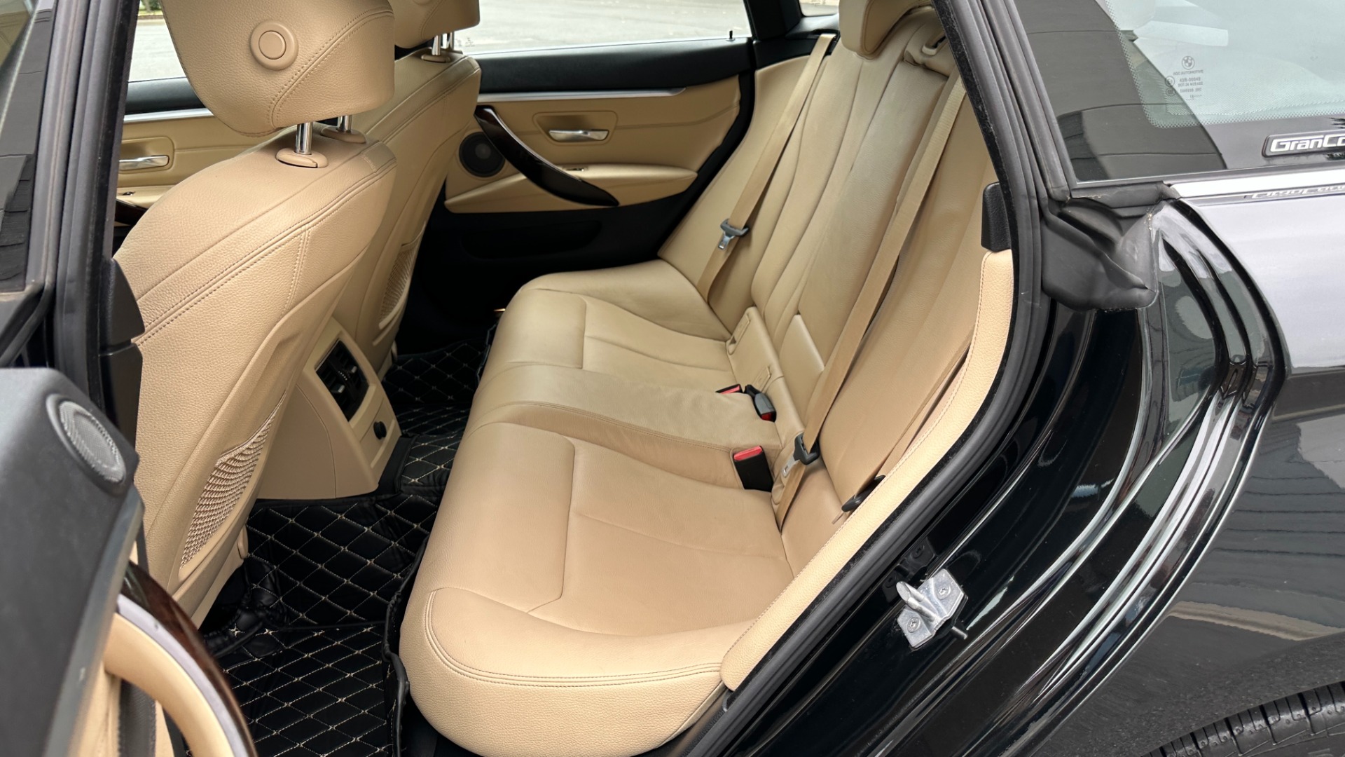 Used 2019 BMW 4 Series 430i xDrive / DAKOTA LEATHER / HARMAN KARDON / CONVENIENCE PKG / BLIND SPOT for sale $30,482 at Formula Imports in Charlotte NC 28227 24