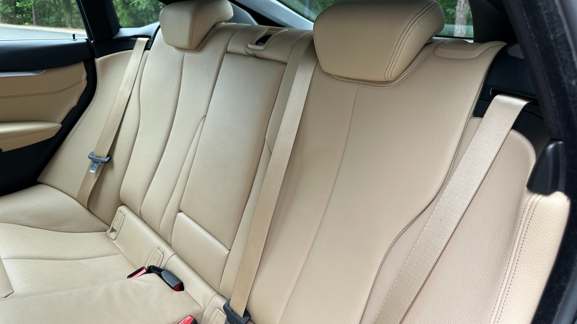 Used 2019 BMW 4 Series 430i xDrive / DAKOTA LEATHER / HARMAN KARDON / CONVENIENCE PKG / BLIND SPOT for sale $30,482 at Formula Imports in Charlotte NC 28227 25