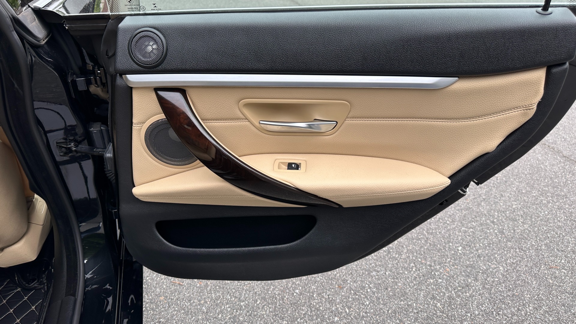Used 2019 BMW 4 Series 430i xDrive / DAKOTA LEATHER / HARMAN KARDON / CONVENIENCE PKG / BLIND SPOT for sale $30,482 at Formula Imports in Charlotte NC 28227 28