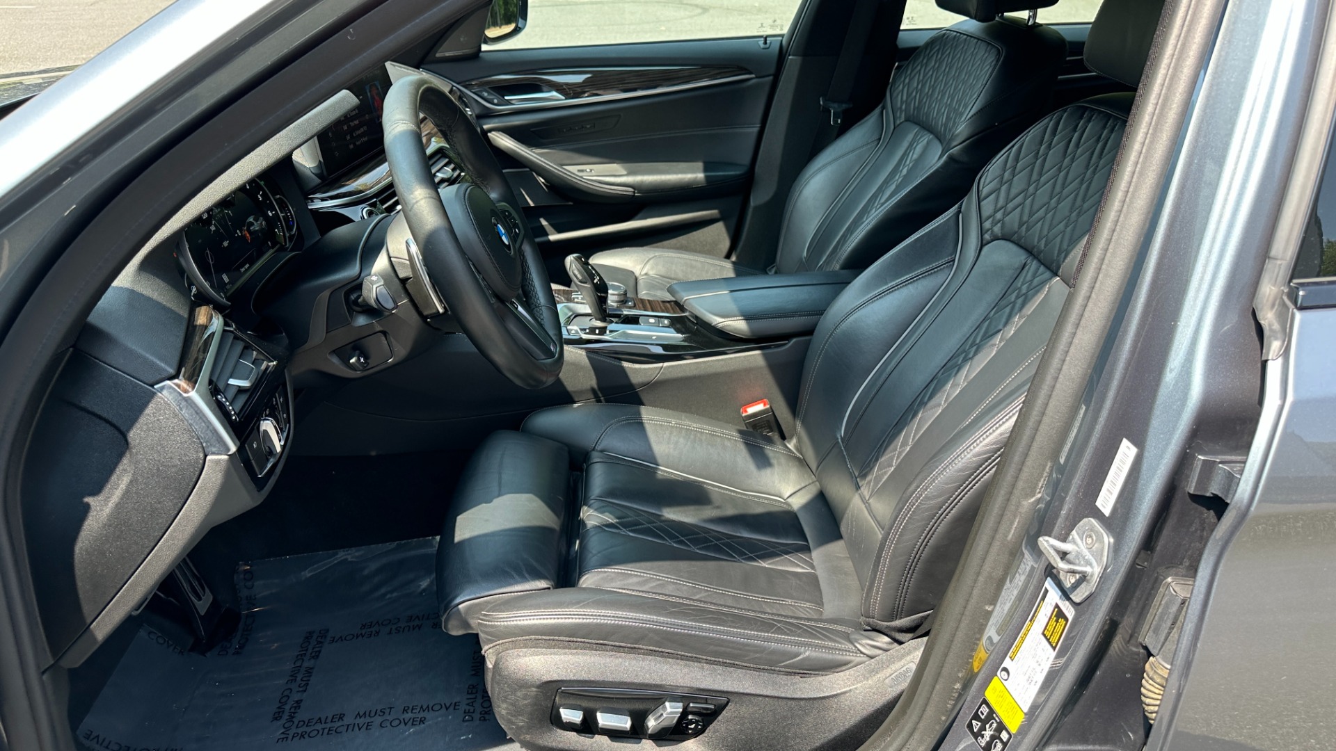 Used 2019 BMW 5 Series 540i xDRIVE / M SPORT / PREMIUM / DRIVER ASSIST / HK SOUND for sale $33,995 at Formula Imports in Charlotte NC 28227 12