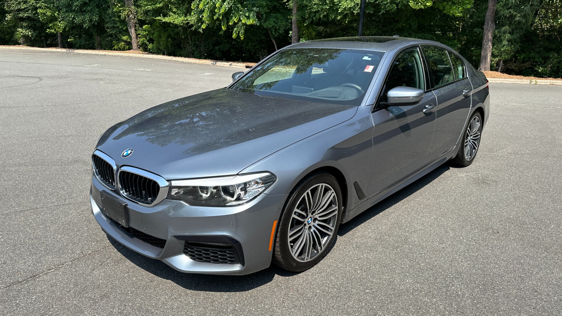 Used 2019 BMW 5 Series 540i xDRIVE / M SPORT / PREMIUM / DRIVER ASSIST / HK SOUND for sale $33,995 at Formula Imports in Charlotte NC 28227 2