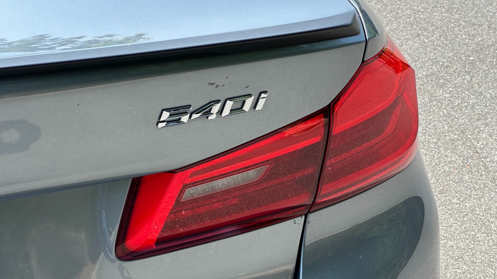 Used 2019 BMW 5 Series 540i xDRIVE / M SPORT / PREMIUM / DRIVER ASSIST / HK SOUND for sale $33,995 at Formula Imports in Charlotte NC 28227 36