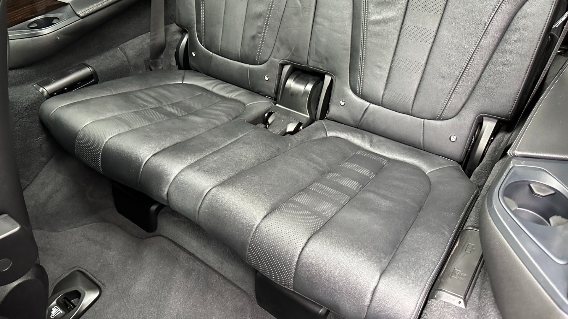 Used 2020 BMW X7 xDrive40i / 22IN WHEELS / CAPTAIN CHAIRS / M SPORT / PREMIUM PKG for sale $59,995 at Formula Imports in Charlotte NC 28227 22
