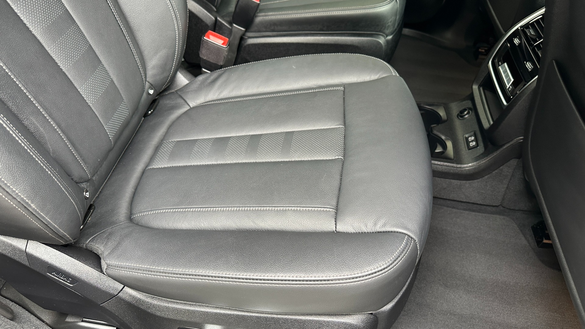 Used 2020 BMW X7 xDrive40i / 22IN WHEELS / CAPTAIN CHAIRS / M SPORT / PREMIUM PKG for sale $59,995 at Formula Imports in Charlotte NC 28227 29