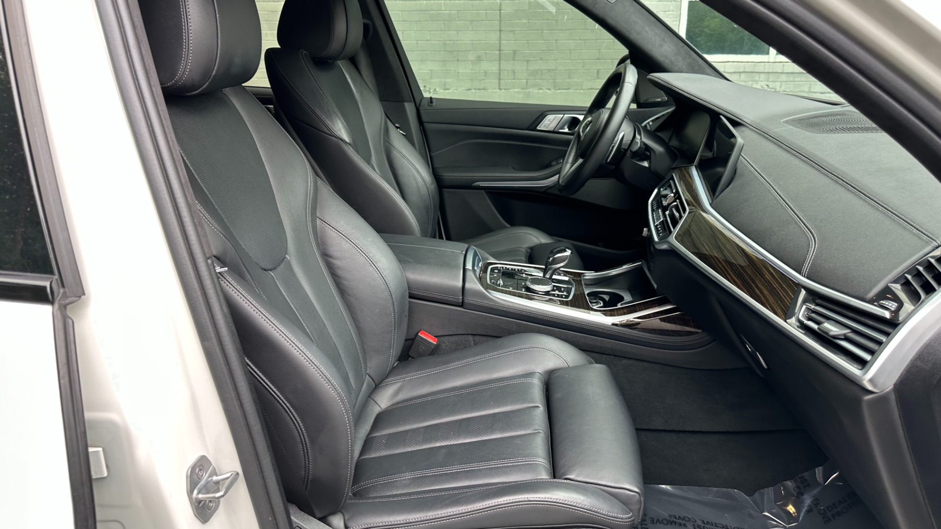 Used 2020 BMW X7 xDrive40i / 22IN WHEELS / CAPTAIN CHAIRS / M SPORT / PREMIUM PKG for sale $59,995 at Formula Imports in Charlotte NC 28227 34