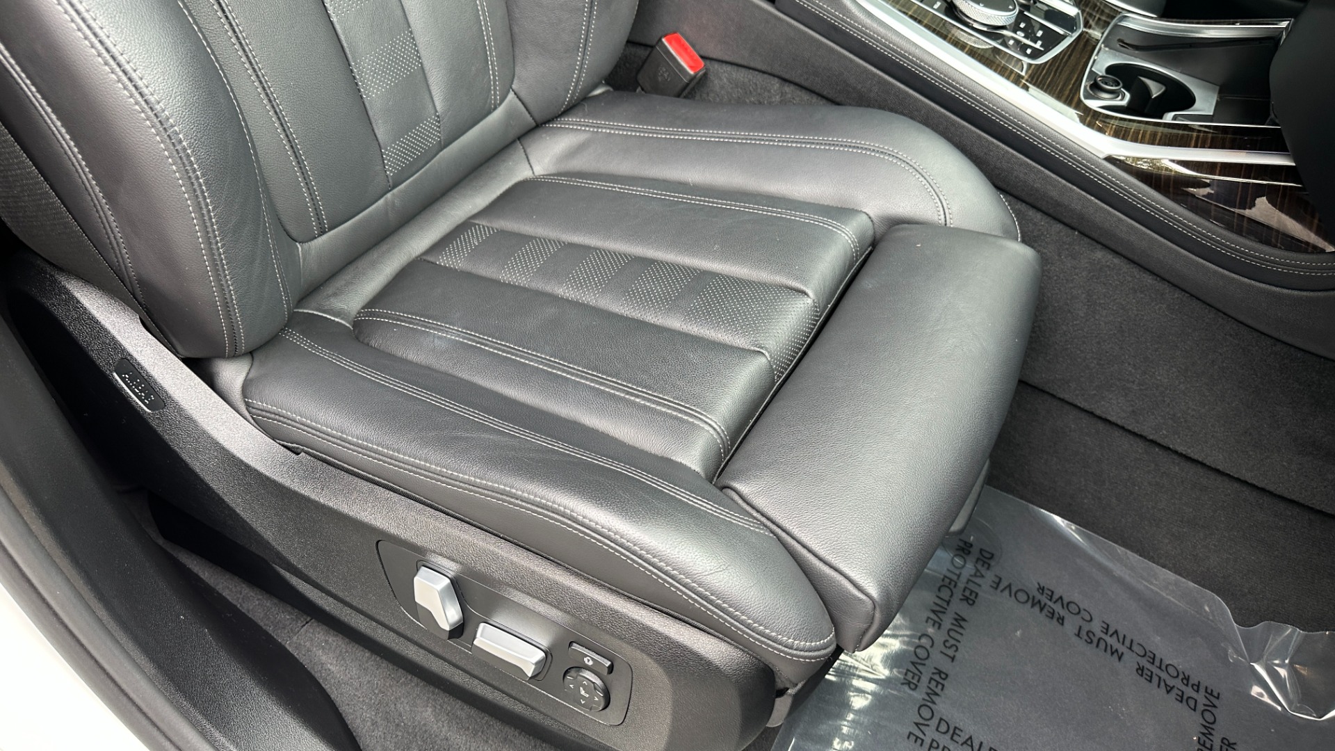 Used 2020 BMW X7 xDrive40i / 22IN WHEELS / CAPTAIN CHAIRS / M SPORT / PREMIUM PKG for sale $59,995 at Formula Imports in Charlotte NC 28227 36