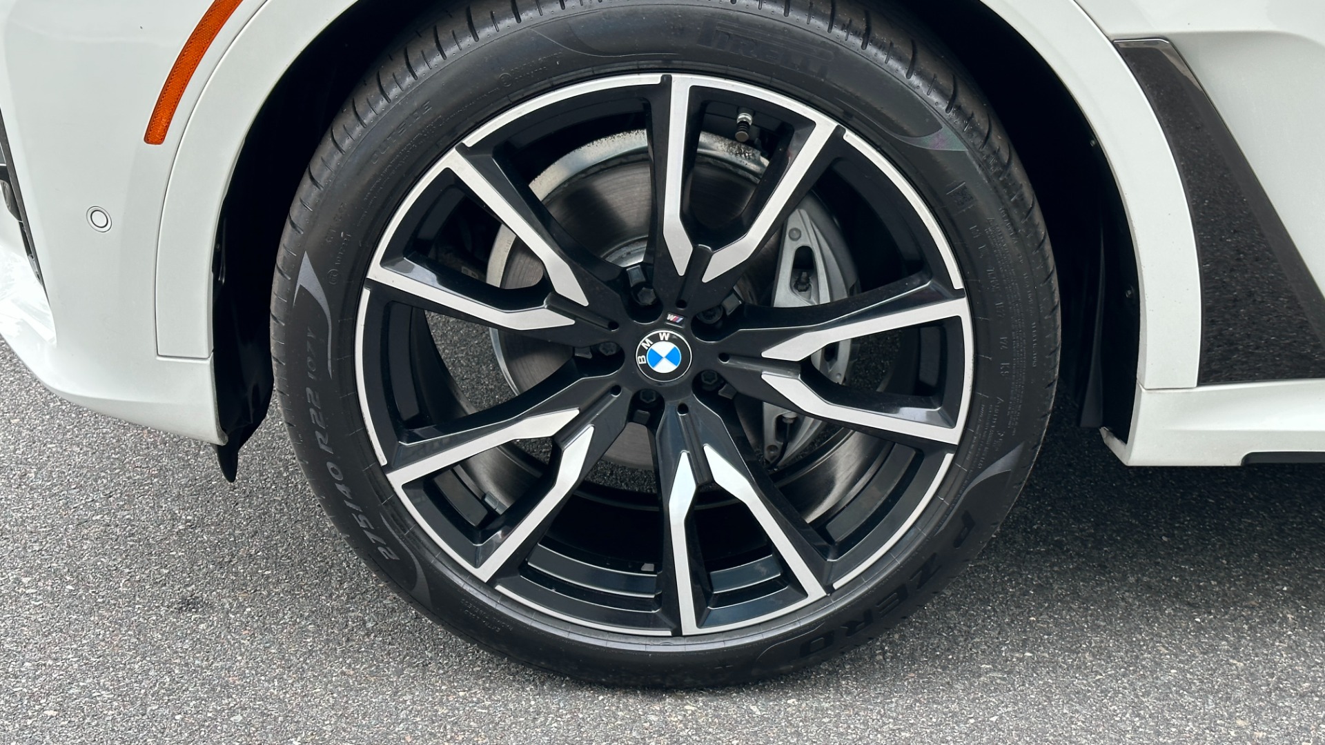 Used 2020 BMW X7 xDrive40i / 22IN WHEELS / CAPTAIN CHAIRS / M SPORT / PREMIUM PKG for sale $59,995 at Formula Imports in Charlotte NC 28227 48