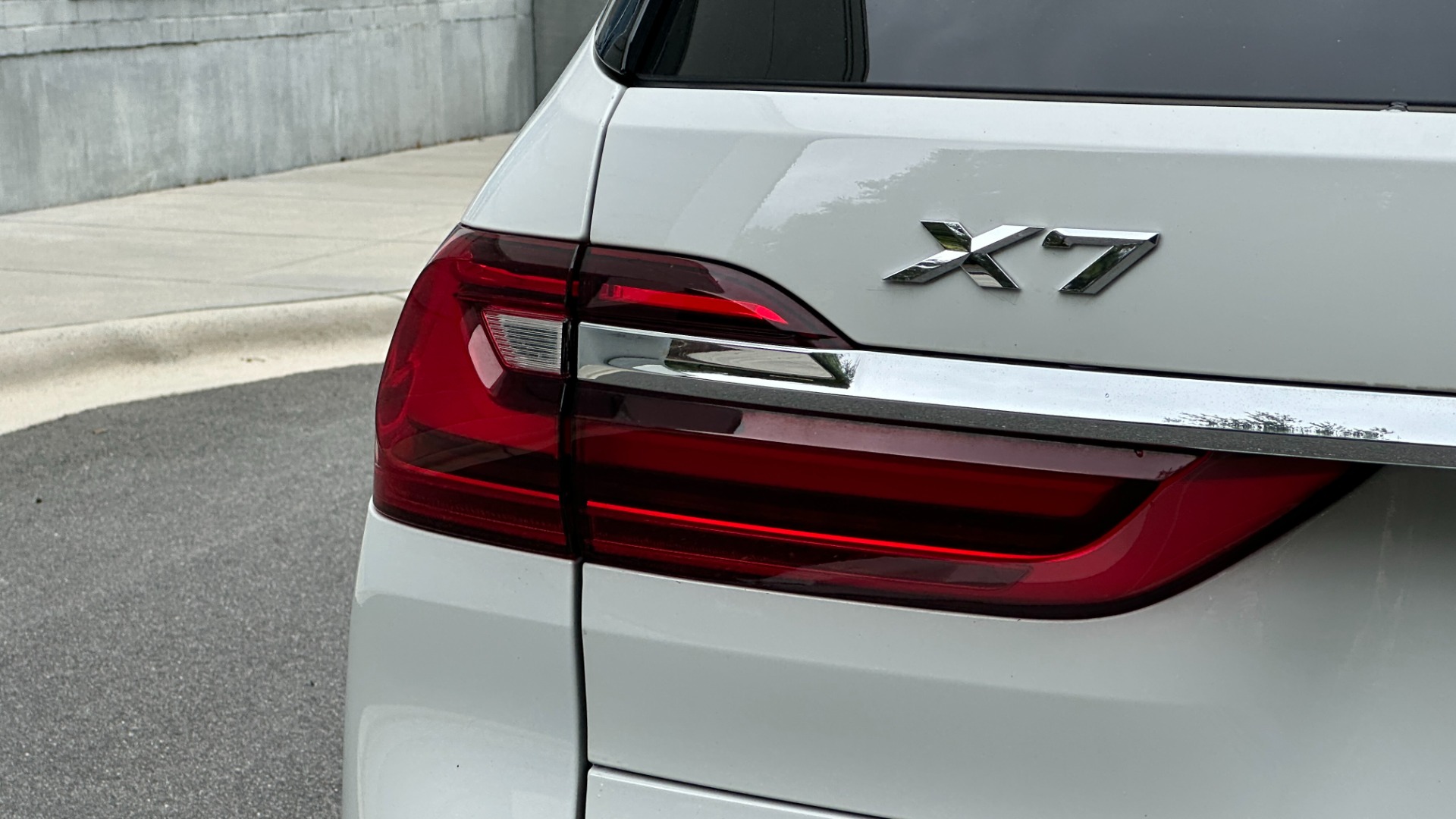 Used 2020 BMW X7 xDrive40i / 22IN WHEELS / CAPTAIN CHAIRS / M SPORT / PREMIUM PKG for sale $59,995 at Formula Imports in Charlotte NC 28227 50