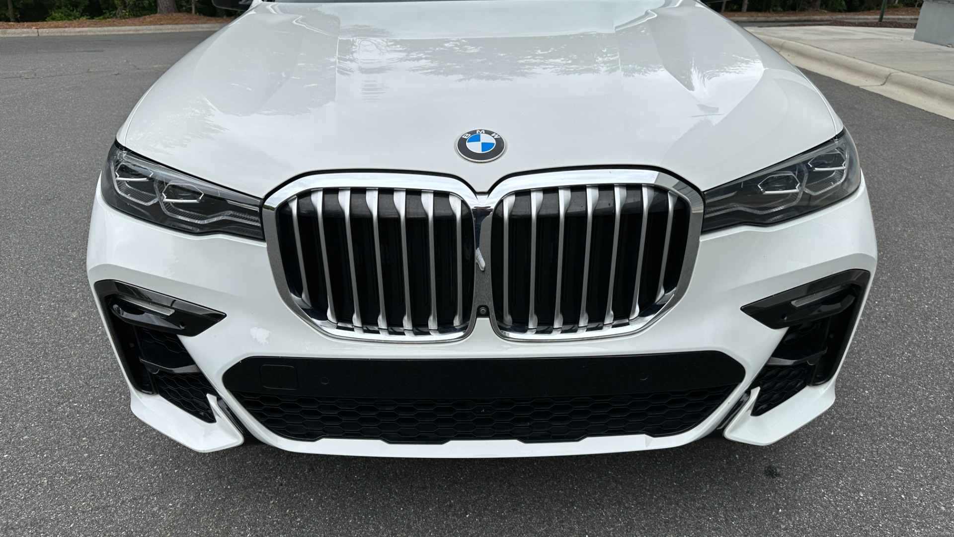 Used 2020 BMW X7 xDrive40i / 22IN WHEELS / CAPTAIN CHAIRS / M SPORT / PREMIUM PKG for sale $59,995 at Formula Imports in Charlotte NC 28227 9