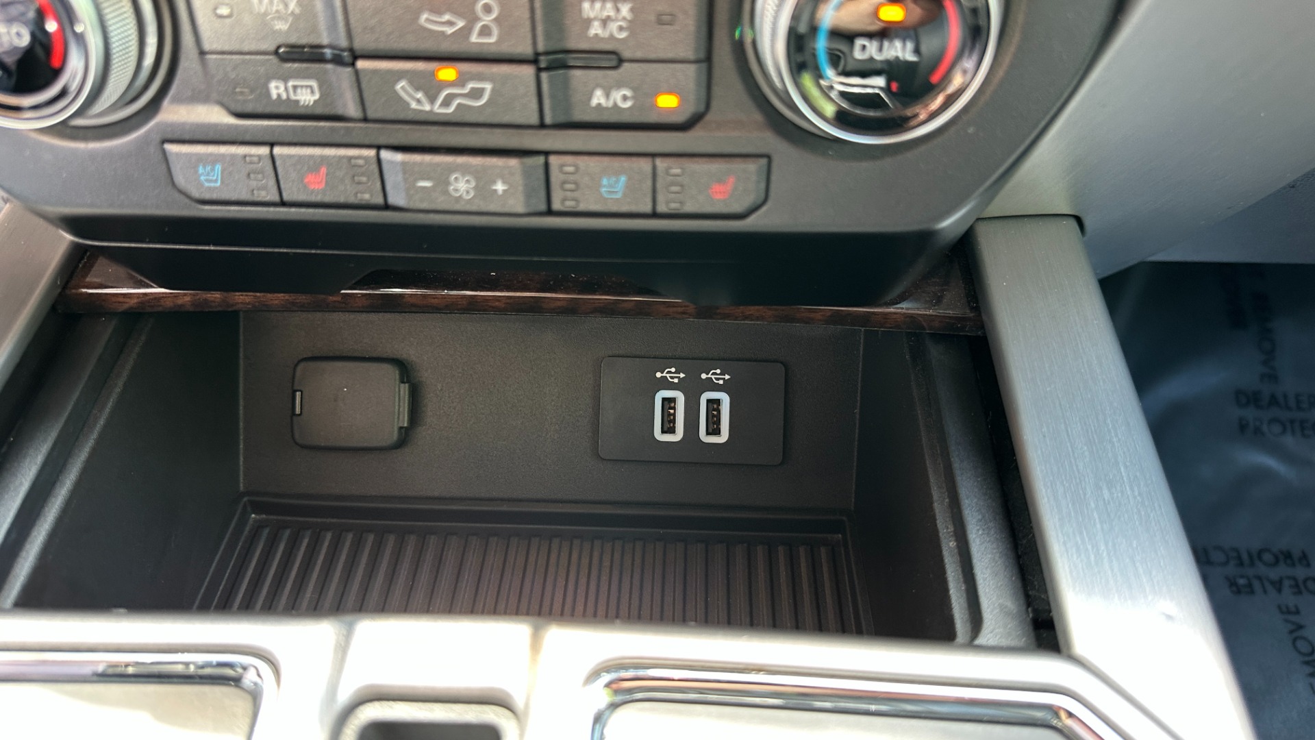 Used 2016 Ford F-150 PLATINUM / TECH PKG / BED COVER / LEATHER INTERIOR for sale $35,000 at Formula Imports in Charlotte NC 28227 19